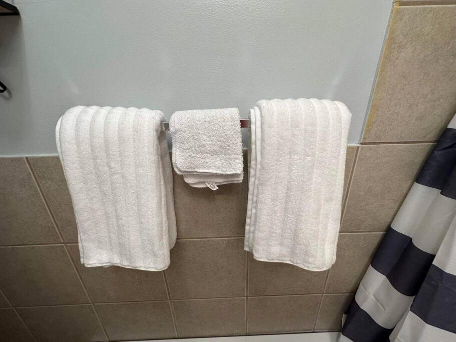 Like 4-Star Hotel, But Cheaper! Потакет Екстериор снимка